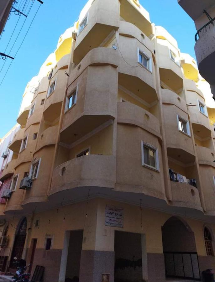 App11- Belal - Enjoy The Privacy Of Staying In A Quiet Apartment With Free Wi-Fi As Your Complete Second Home In The Heart Of フルガダ エクステリア 写真